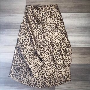 xxs abercrombie & fitch leopard print midi skirt with slit